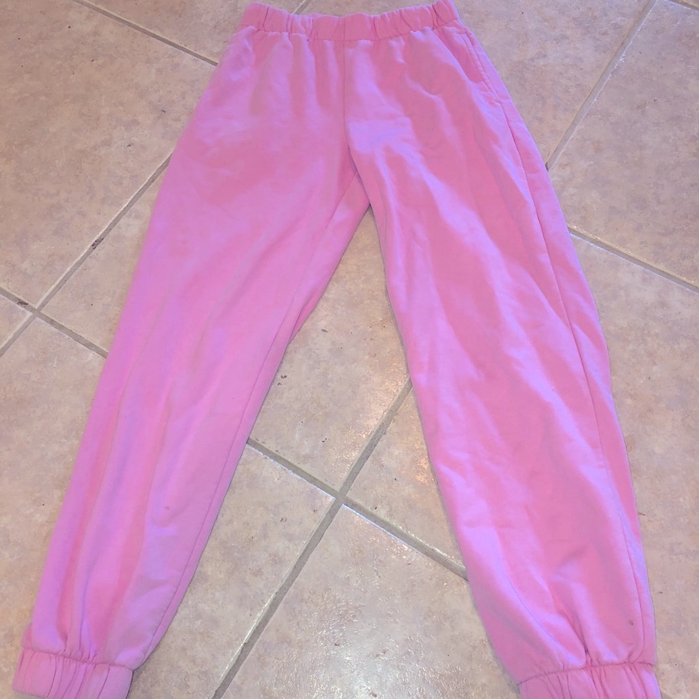 Never worn pink rosas